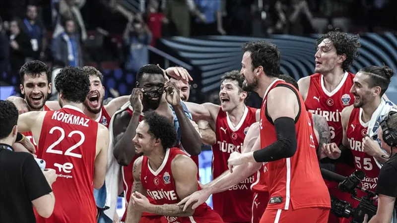 12 Dev Adam Avrupa Şampiyonu Olacak mı? Finalde Rakip Almanya!