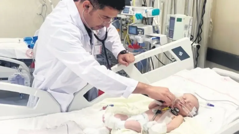Minik Asel Mucizesi! 1,5 Aylık Bebek Hayata Tutundu