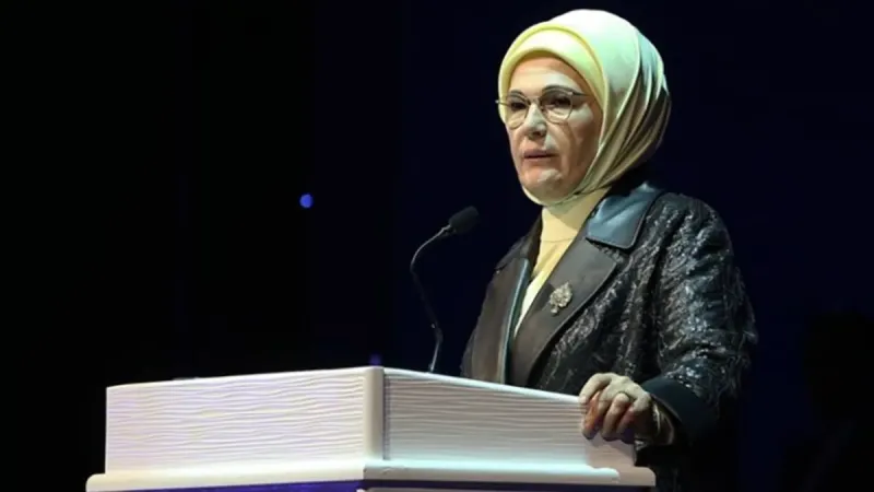 5. İstanbul Eğitim Zirvesi 5-6 Aralık'ta düzenlenecek: Emine Erdoğan ile farklı ülkelerin devlet başkanı eşleri katılacak!