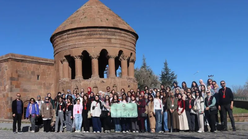 65 ilden bin 600 öğrenci Cumhurbaşkanlığı Külliyesi’nde ağırlandı
