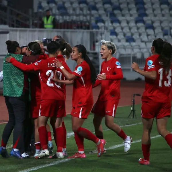 A Milli Kadın Futbol Takımı'ndan Kosava'ya fark!