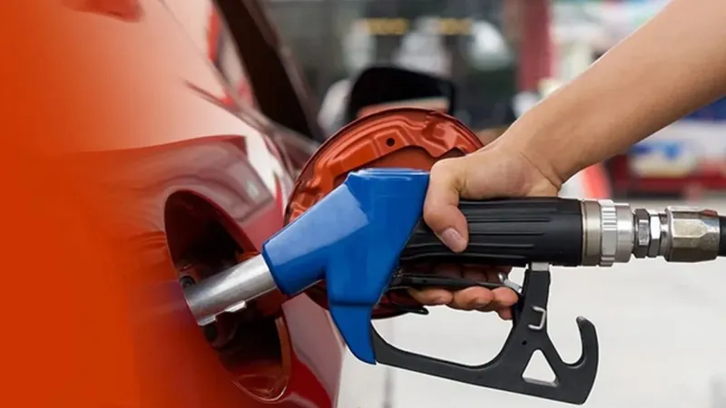 Akaryakıtta tabela değişti! Benzinden sonra motorine de zam geldi
