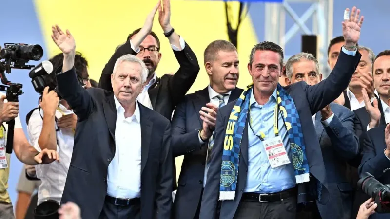 Ali Koç'tan Aziz Yıldırım'a Sürpriz Ziyaret! Neler Konuşuldu?