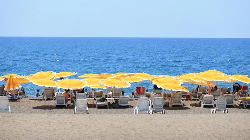Antalya'da Deniz Şoku! Su Sıcaklığı Rekor Kırıyor!