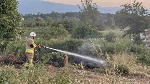 Sigara İzmariti Faciası! Düzce'de Yangın Alarmı!