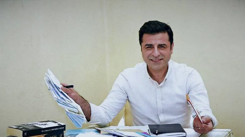 Bakan Tunç, "Demirtaş hükümözlü" dedi, bir kez daha mahkemeyi işaret etti: Tamamen yargı süreçleriyle ilgili bir konu