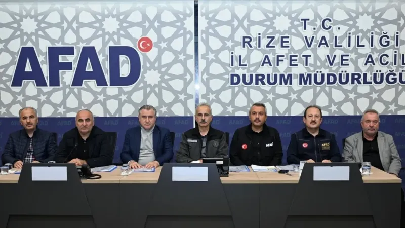 Rize Sel Felaketi: Köy Yolları Açıldı! Bakan Uraloğlu Açıkladı