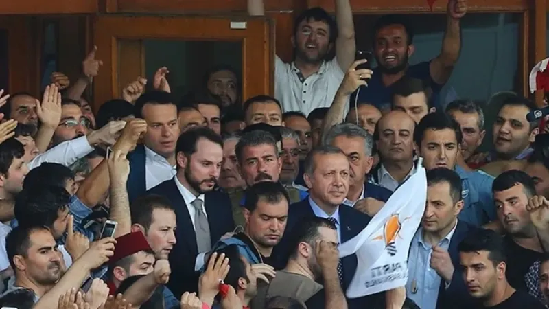CHP kucak açtı Başkan Erdoğan direndi! İşte FETÖ ihanetinin detayları