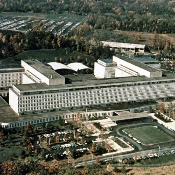 CIA Baskını Mı? Şüpheli Şahıs Vuruldu! İşte Detaylar