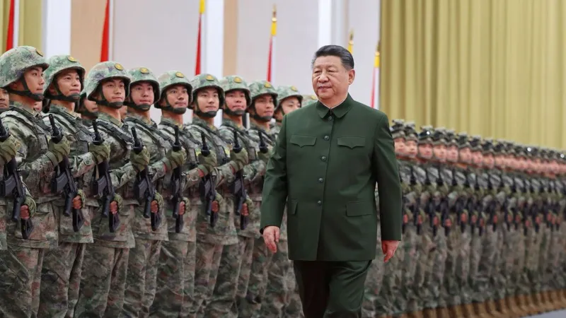 Çin ordusu kaynıyor! Yüzlerce general görevden alındı