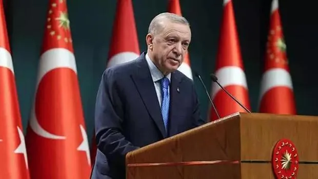 Cumhurbaşkanı Erdoğan, Süper Lig'e yükselen Fatih Karagümrük'ü tebrik etti!