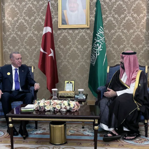 Erdoğan ve Selman Görüştü: İlişkilerde Yeni Dönem Mi?