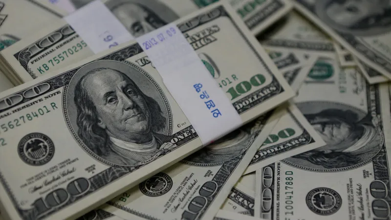 Dolar yatay seyrine devam ediyor... ABD temasları takip ediliyor