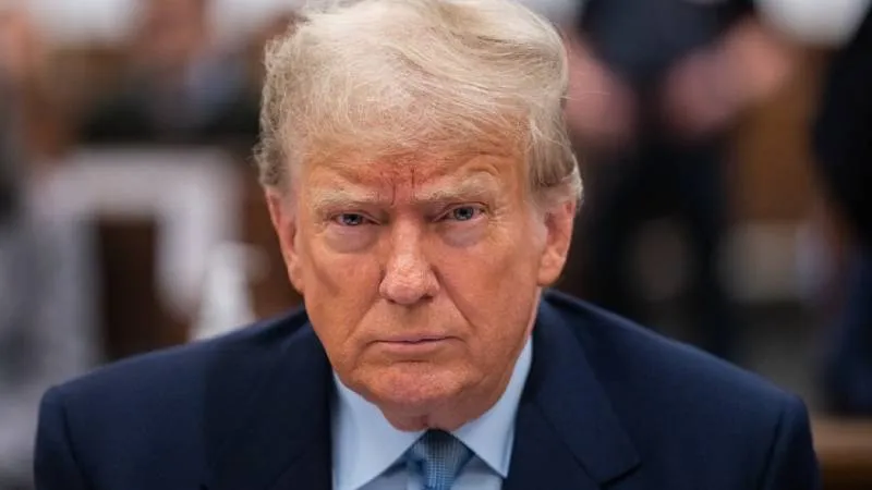 Trump'tan Venezuela'ya Sert Uyarı: Uçaklarınızı Düşürürüz!