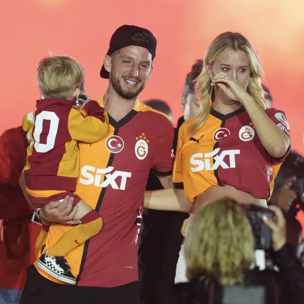 Dries Mertens, taraftarlara veda etti!