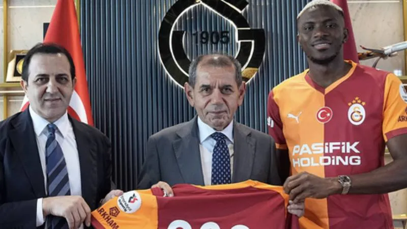 Dursun Özbek'ten Bomba Transfer Hamlesi: Osimhen İçin Dev Bütçe!