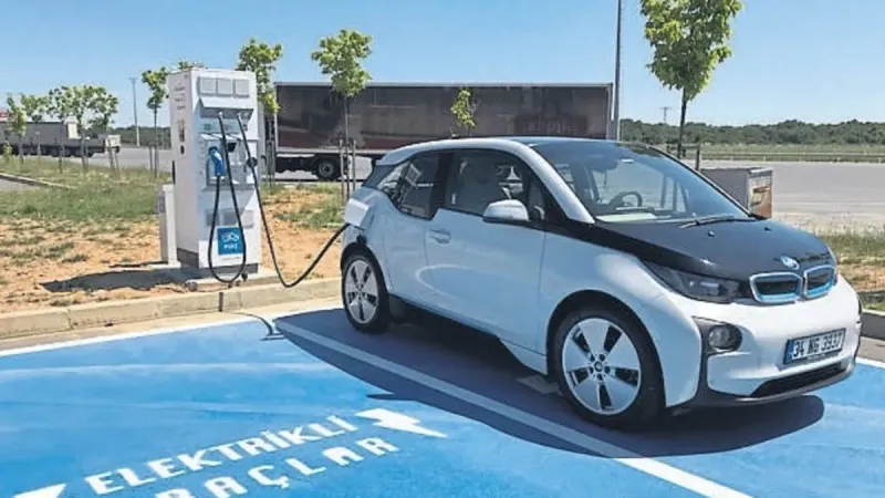 E-Mobilite Devrimi: Türkiye'nin Elektrikli Araç Yol Haritası Açıklandı!