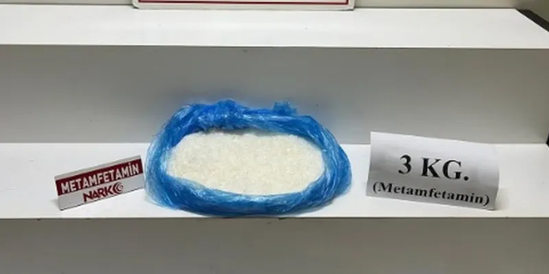 Edremit’te 3 kilo metamfetamin ele geçirildi