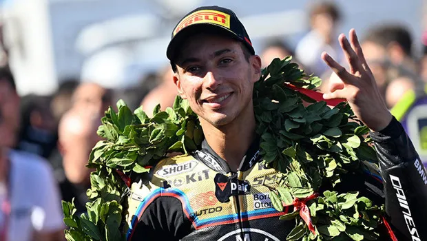 Toprak Razgatlıoğlu Yine Zirvede! MotoGP'ye Göz Kırptı!