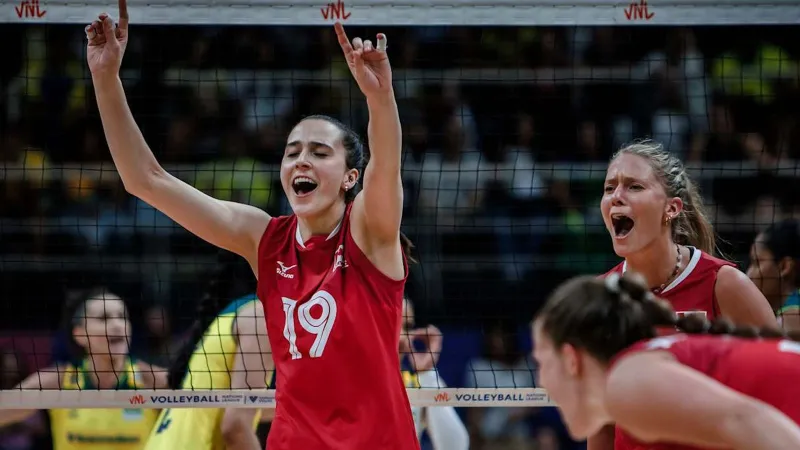 Eczacıbaşı'ndan Bomba Transfer! Emily Maglio Geliyor!