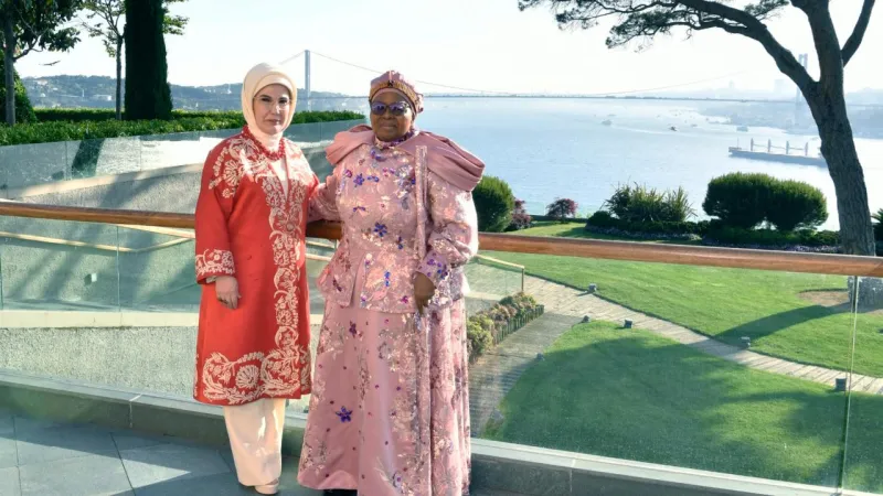 Emine Erdoğan ve Esvatini Kraliçesi'nden Dikkat Çeken Zirve!
