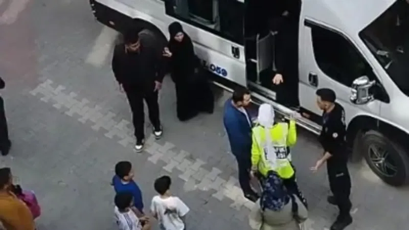 Esenyurt'ta Skandal! Polisle Tartışan Sürücü Gözaltında Mı?
