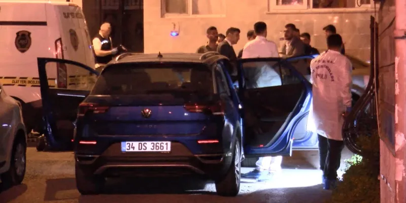 Fatih'te Korkunç Cinayet! Otomobilde Silahlı Saldırı Şoku