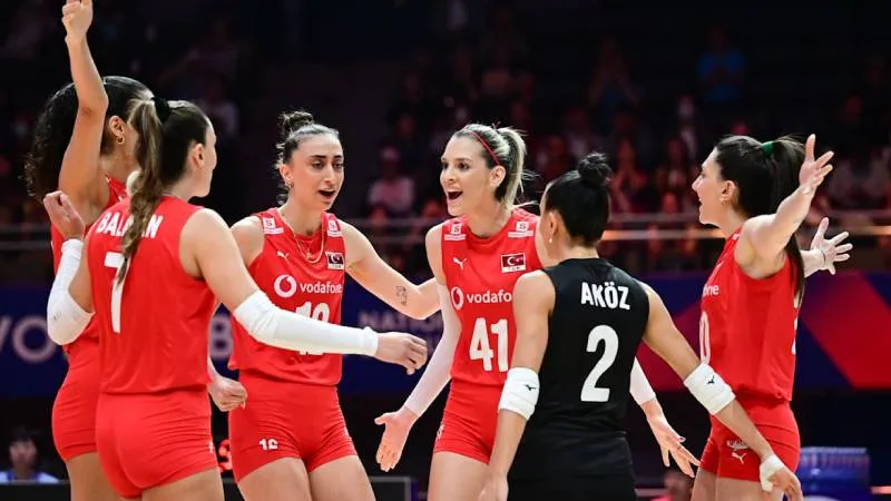 Filenin Sultanları Çin'e Karşı: Nefesler Tutuldu!