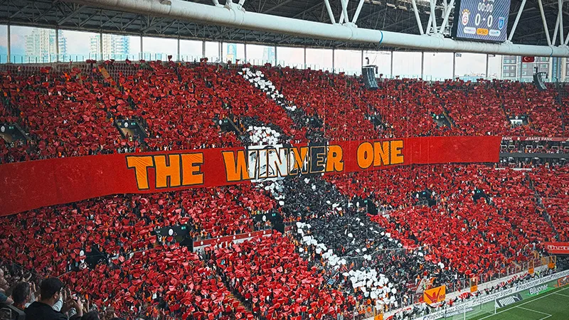Galatasaray'dan Mourinho'ya Şok Gönderme! O Koreografi Herkesi Salladı!