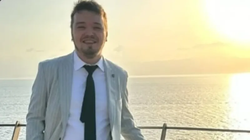 Genç Doktor Anıl Canbaş Hayatını Kaybetti! Şok Ölümün Sırrı Ne?