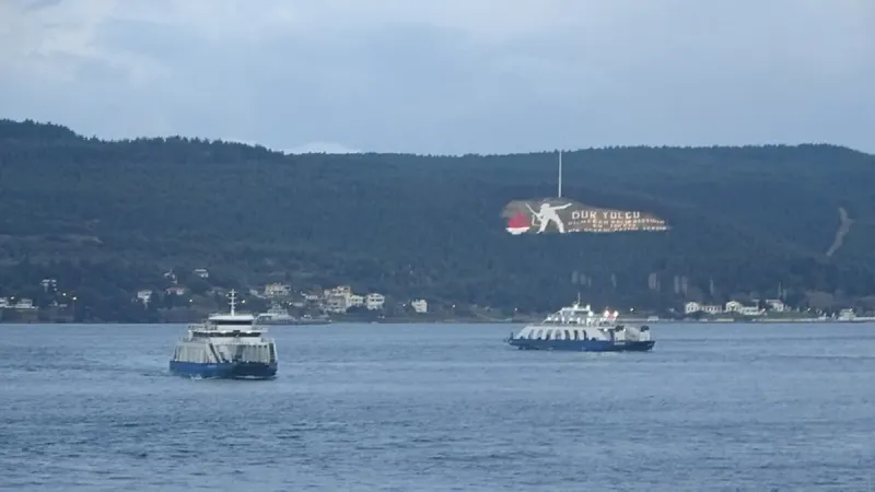 Fırtına Vurdu! Gökçeada ve Bozcaada Feribot Seferleri İptal Mi?