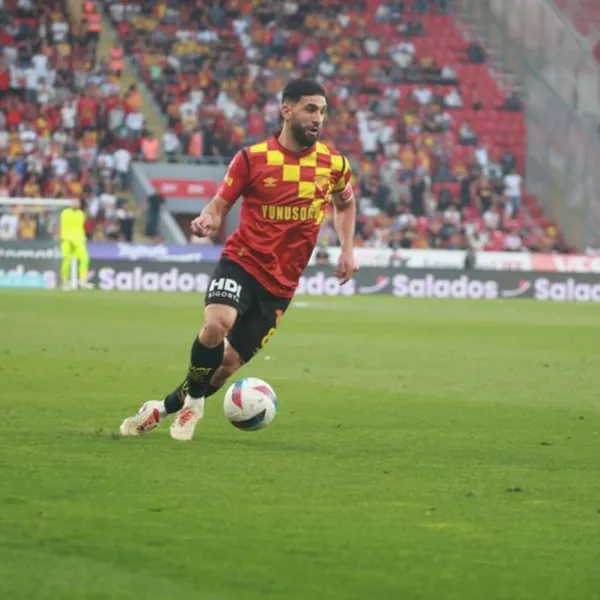 Göztepe'den Yıldız Hamle! Ahmed Ildız ile Sözleşme Yenilendi!