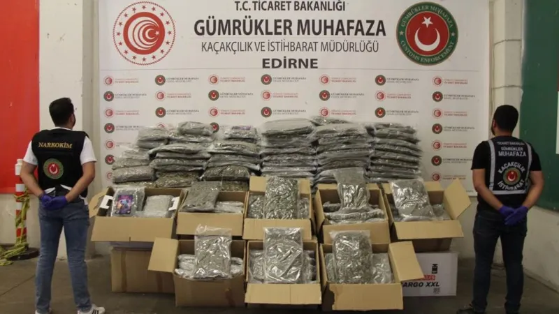 Gümrükten Geçiş Yok! 1.6 Milyar TL'lik Uyuşturucu Baskını!