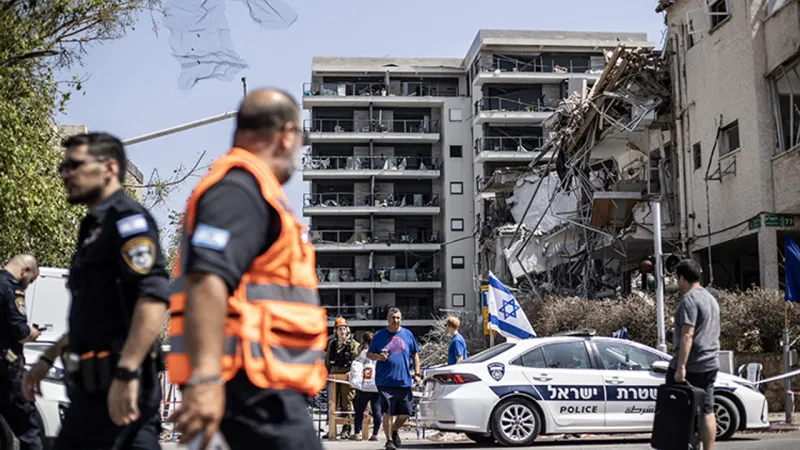 İsrail'den Şok İddia: Tahran Yolu Açıldı! Savaş mı Başlıyor?