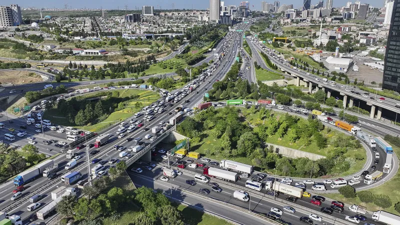 İstanbul'da bayram öncesi trafik yoğunluğu