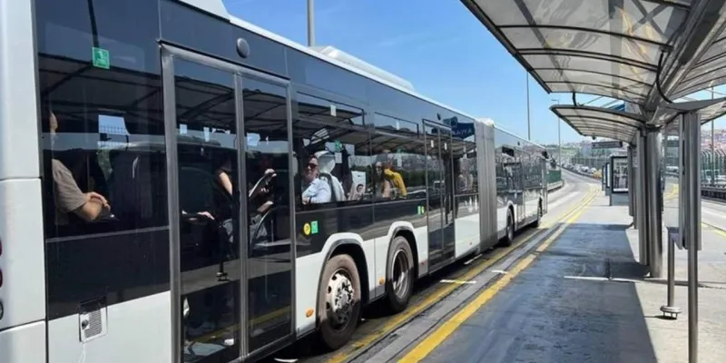 İstanbul'da Ulaşıma Şok Zam! İşte Yeni Tarifeler