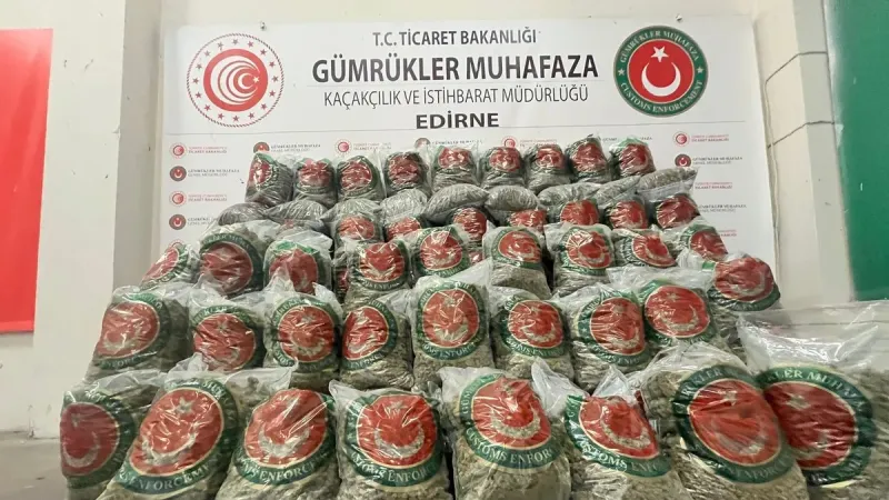 Kapıkule'de Şok Operasyon! 382 Kilo Esrar Ele Geçirildi!
