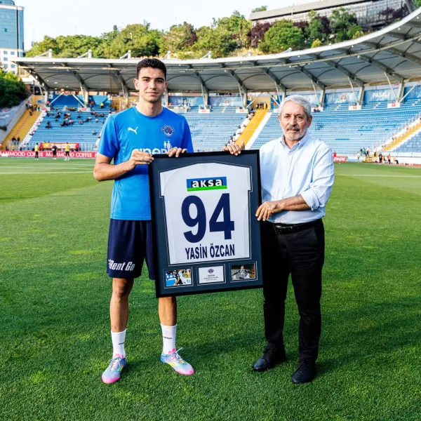 Yasin Özcan Aston Villa'da! Kasımpaşa'dan Duygusal Veda