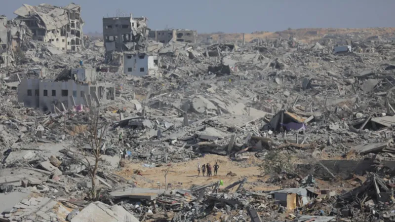 Katil İsrail'den orduya Gazze'de yıkımı sürdürme talimatı