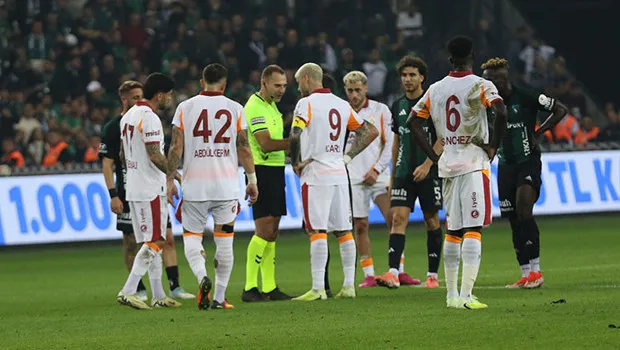 Kocaelispor-Galatasaray maçının hakem yönetimini Fırat Aydınus değerlendirdi: "Golün iptali doğru ama penaltıyı görmedi!"