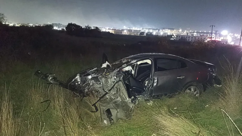 Feci Kaza! Otomobil Şarampole Yuvarlandı: 1 Ölü, 1 Yaralı