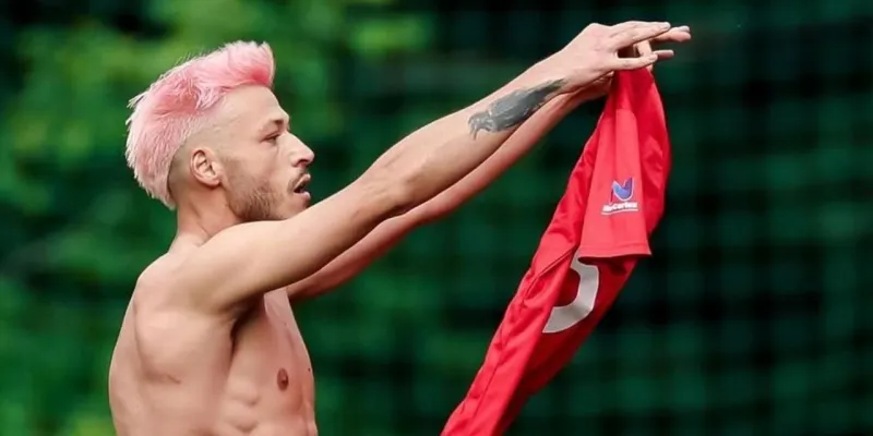 Kubilay Aka tek maçla Metin Tekin'e rakip oldu: Lakabı bile değişti
