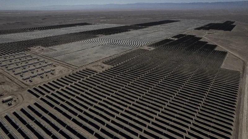 Latin Amerika’nın en büyük enerji depolama kapasiteli güneş enerjisi santrali açıldı