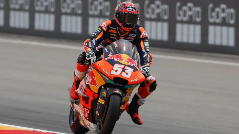 Deniz Öncü Fırtınası! İspanya'da Tarihi Moto2 Zaferi