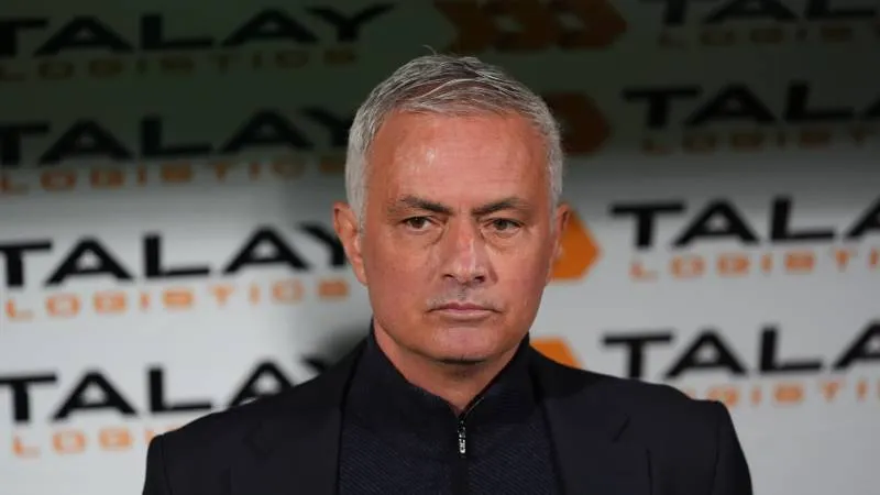 Mourinho'dan Süper Plan! Fenerbahçe'de Her Sisteme Uyumlu Kadro