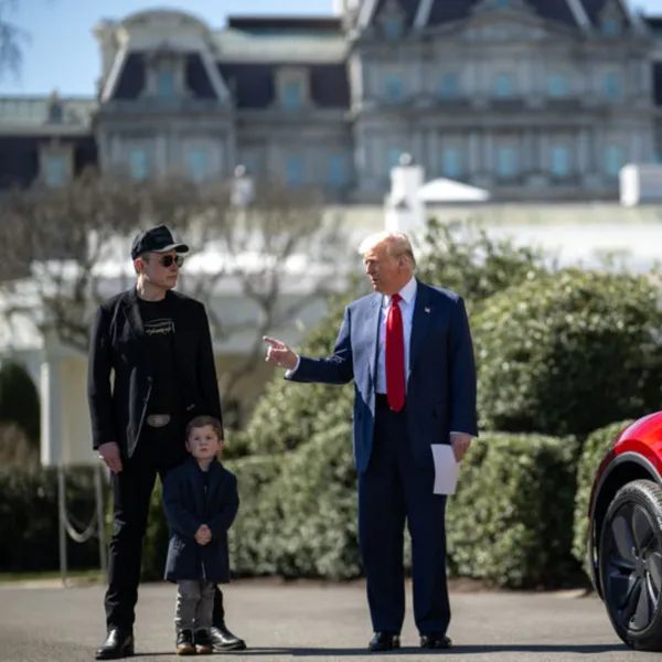 Elon Musk ŞOK İSTİFA! Trump'ı Bırakıyor Mu?