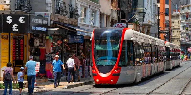 19 Mayıs Müjdesi! 3 Büyükşehirde Ulaşım Bedava Mı Oldu?
