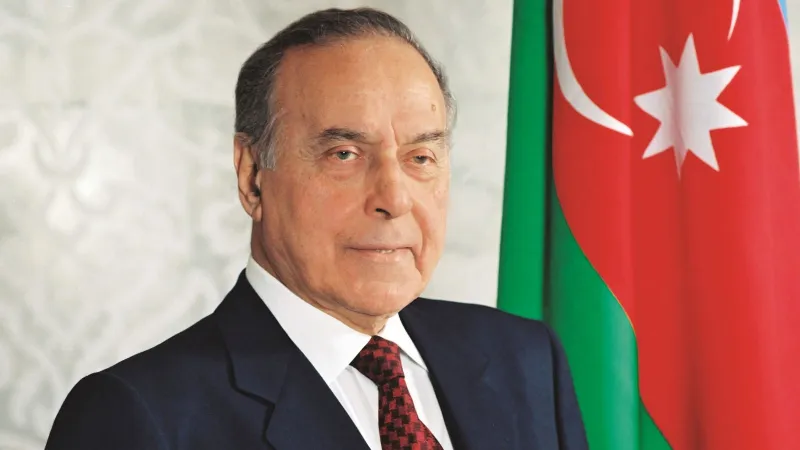 Haydar Aliyev'in Mirası: Azerbaycan'ın Mimarı Unutulmadı!