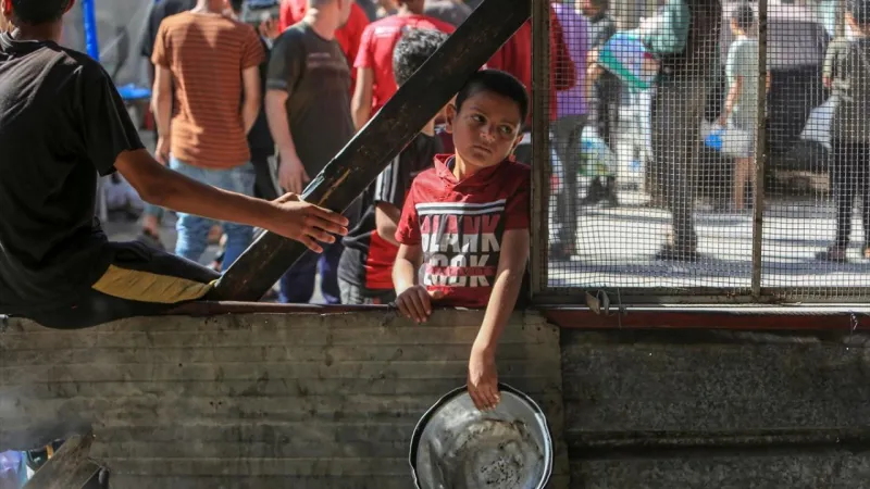 Gazze'de Açlık Alarmı! BM'den Kritik Uyarı: Gıda Stokları Tükeniyor