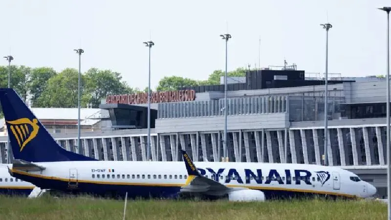 Ryanair Uçağında Bomba Paniği! Brüksel'de Acil İniş Şoku